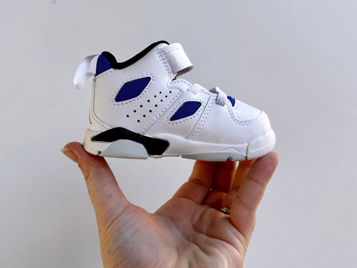 Nikes - size 4c