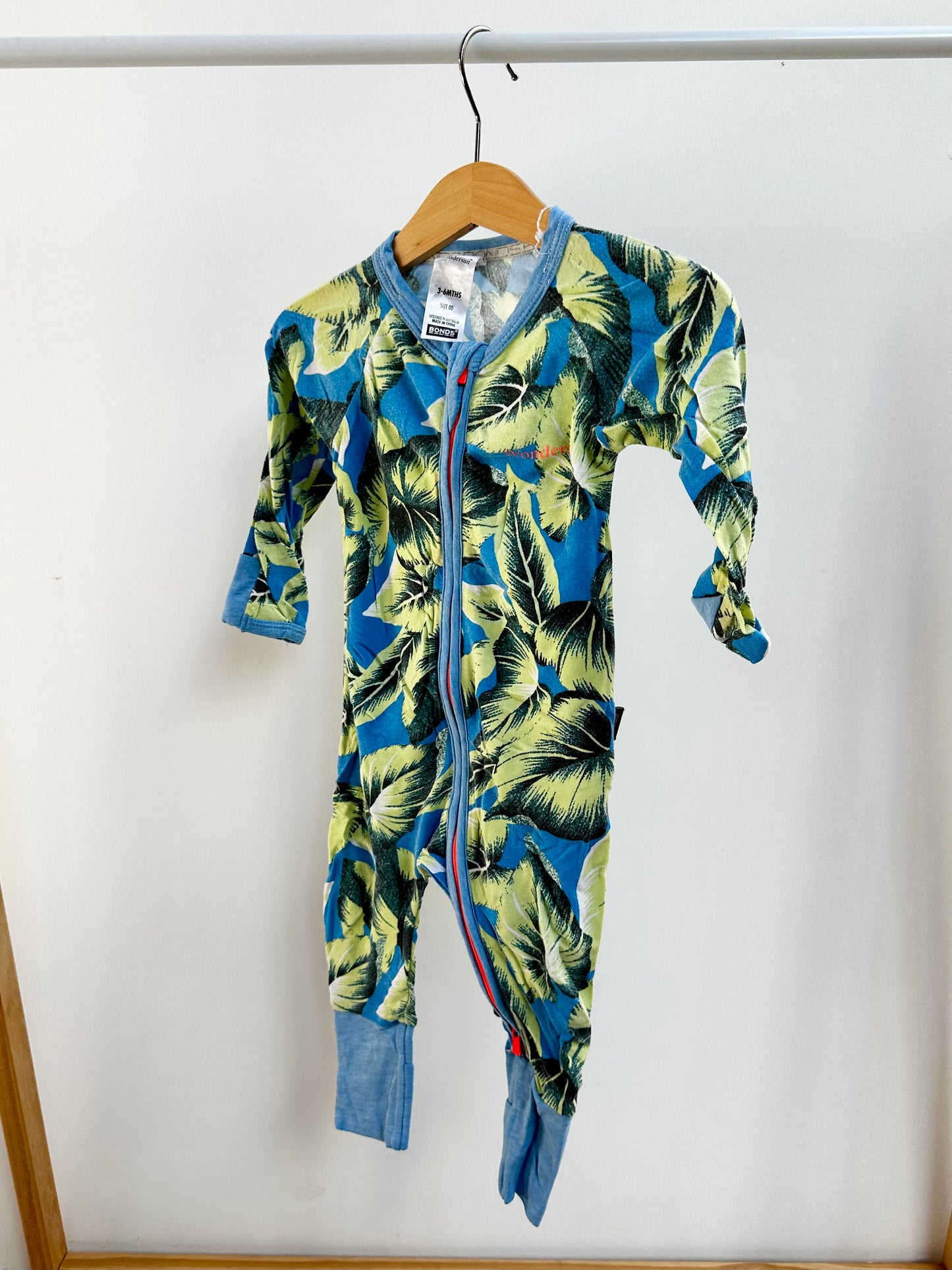 Bonds Wondersuit - size 00