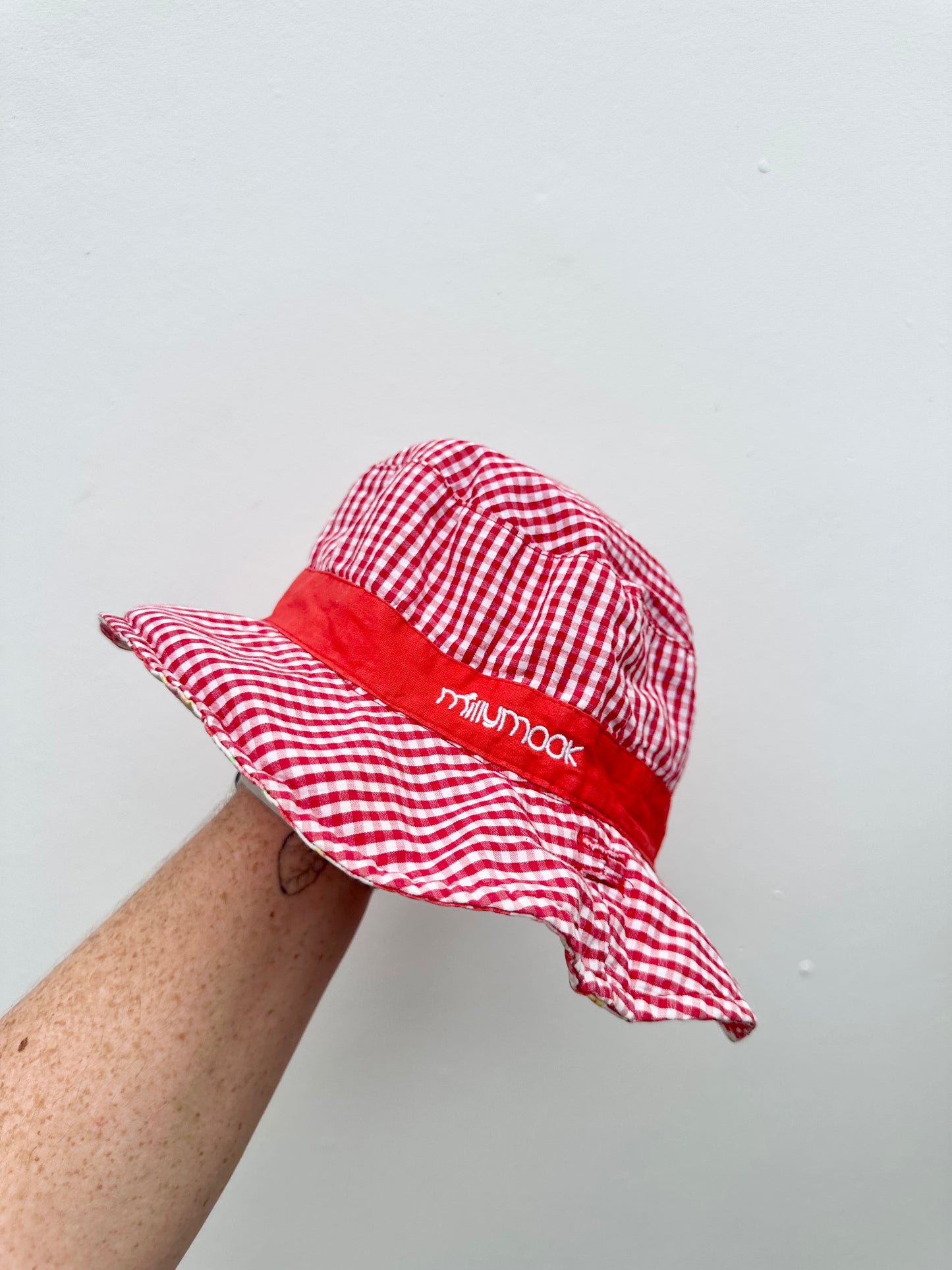 Millymook hat - size 2