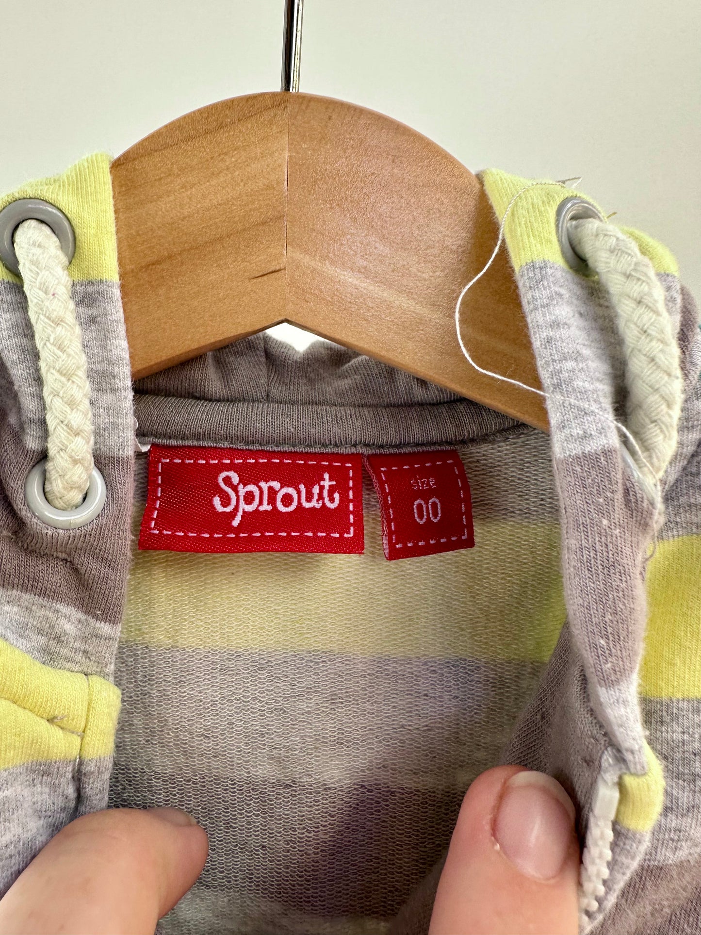 Sprout romper - size 00