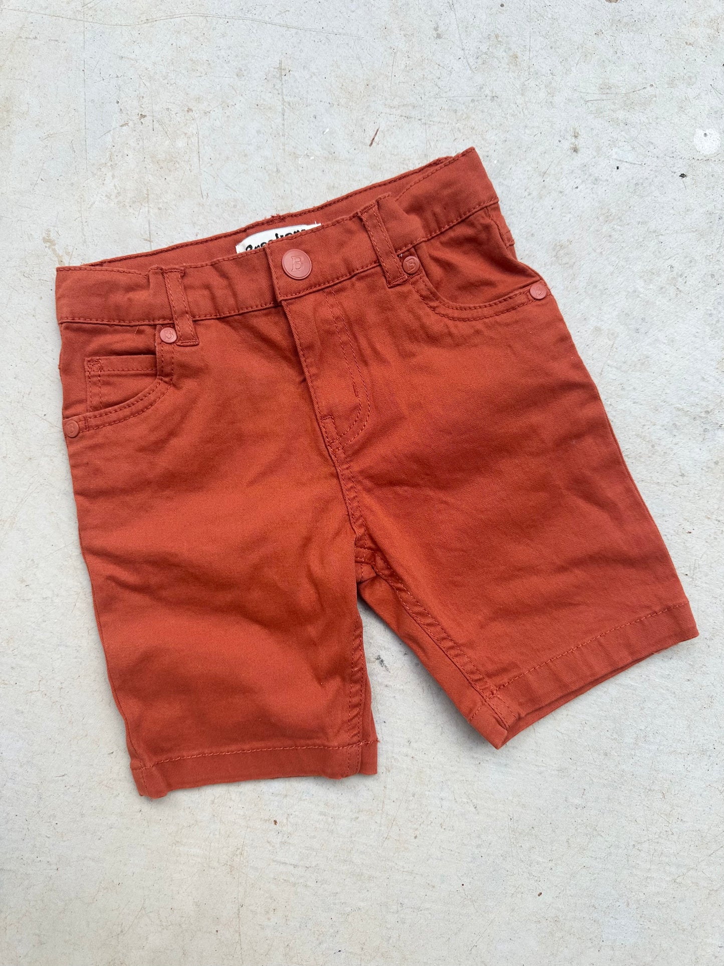 Breakers shorts - size 4