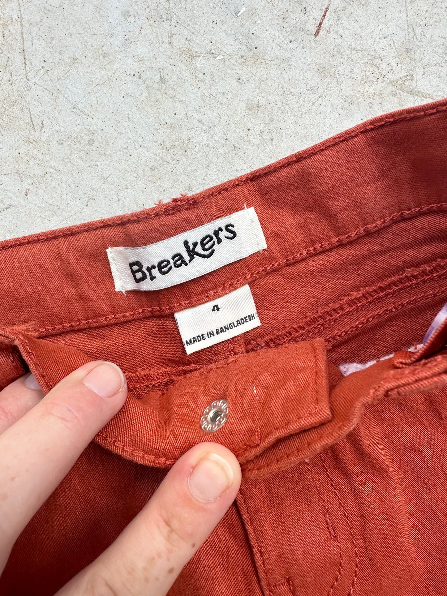 Breakers shorts - size 4