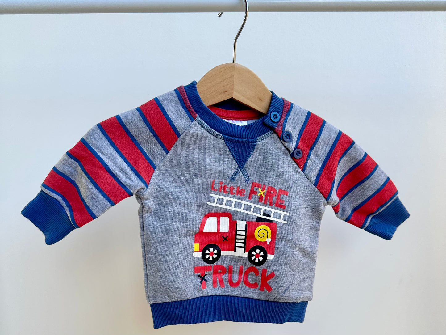Baby Berry jumper bundle - size 0000