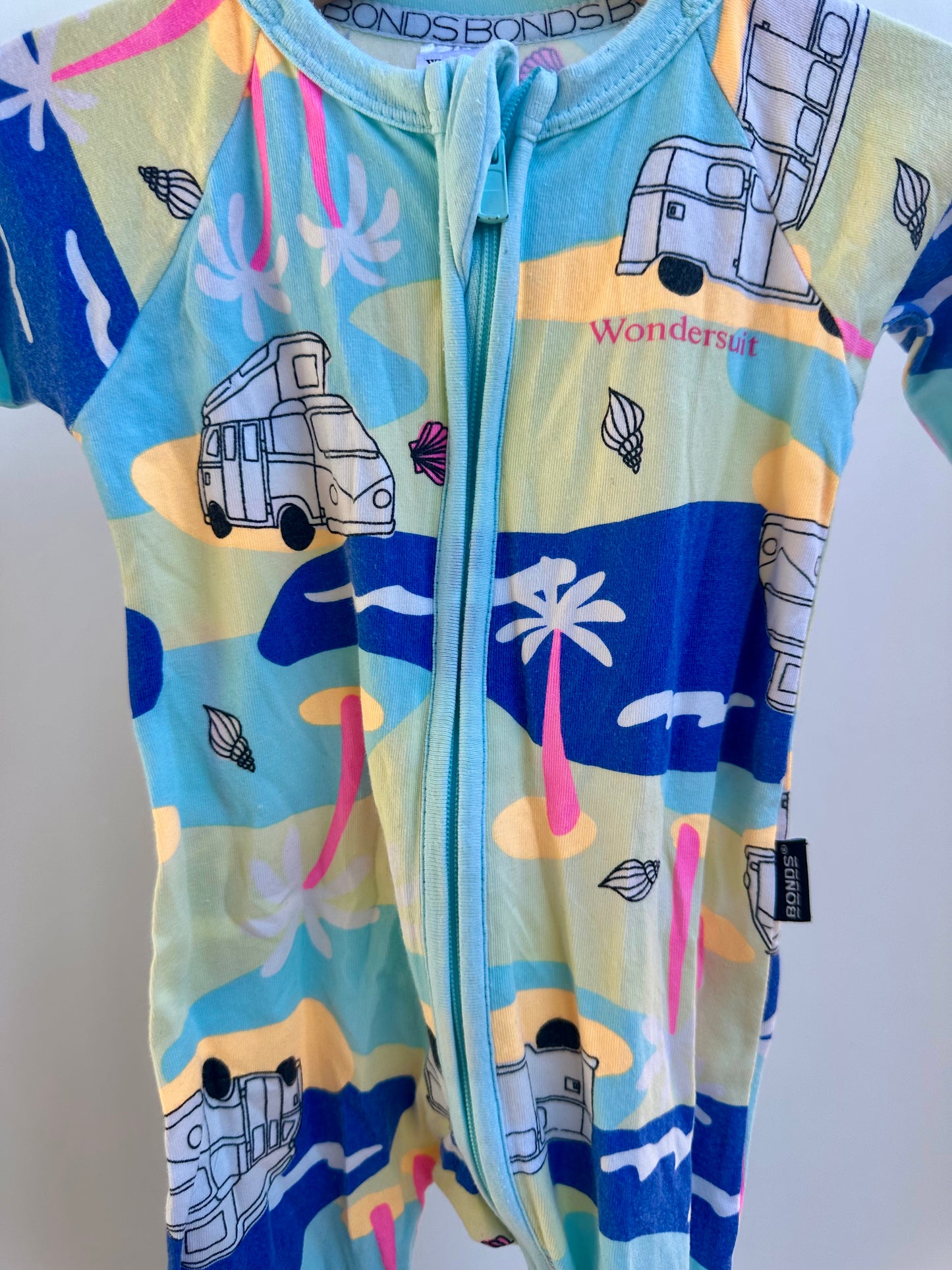 Bonds Wondersuit - size 000