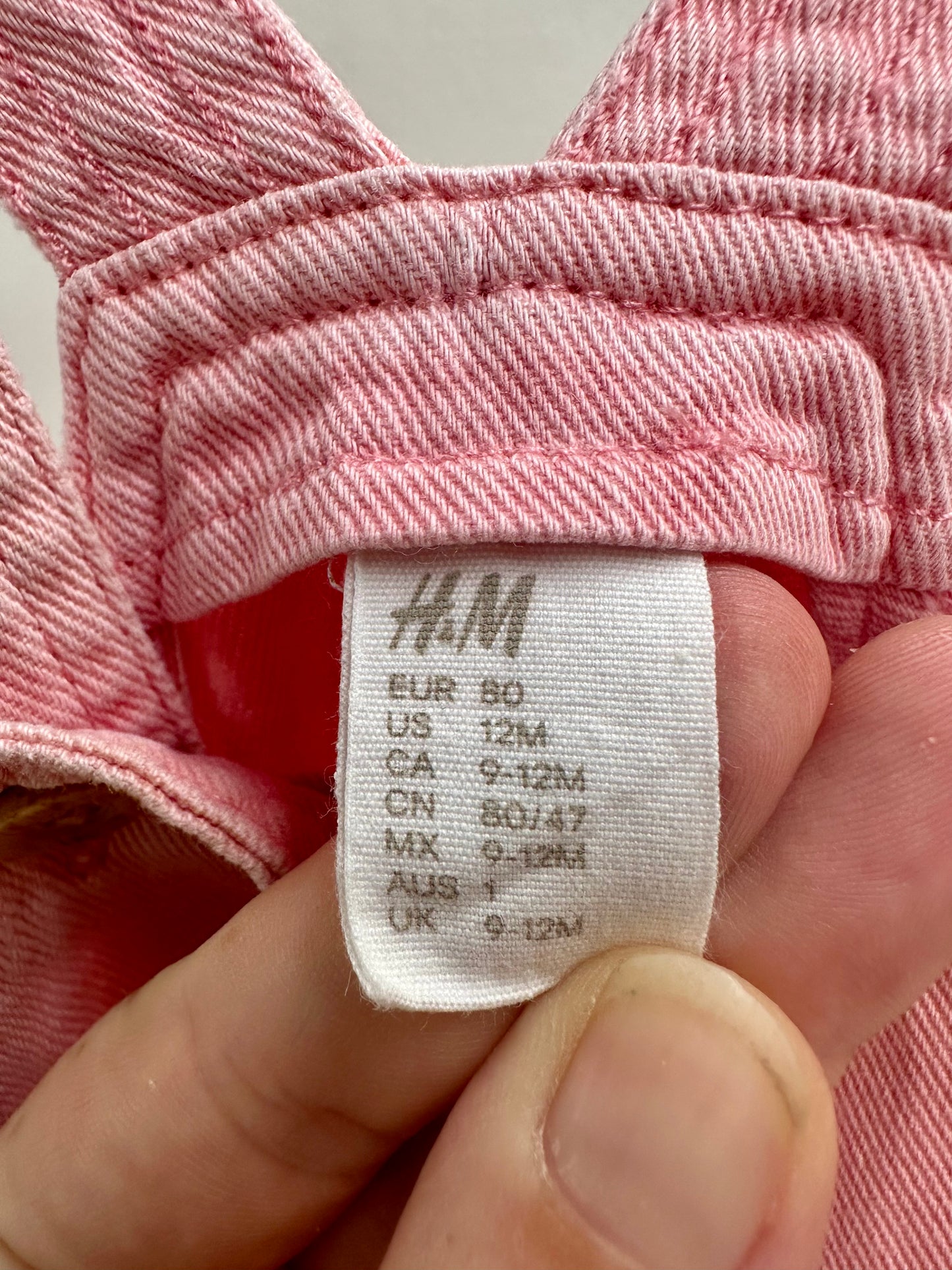 H&M pinny - size 1
