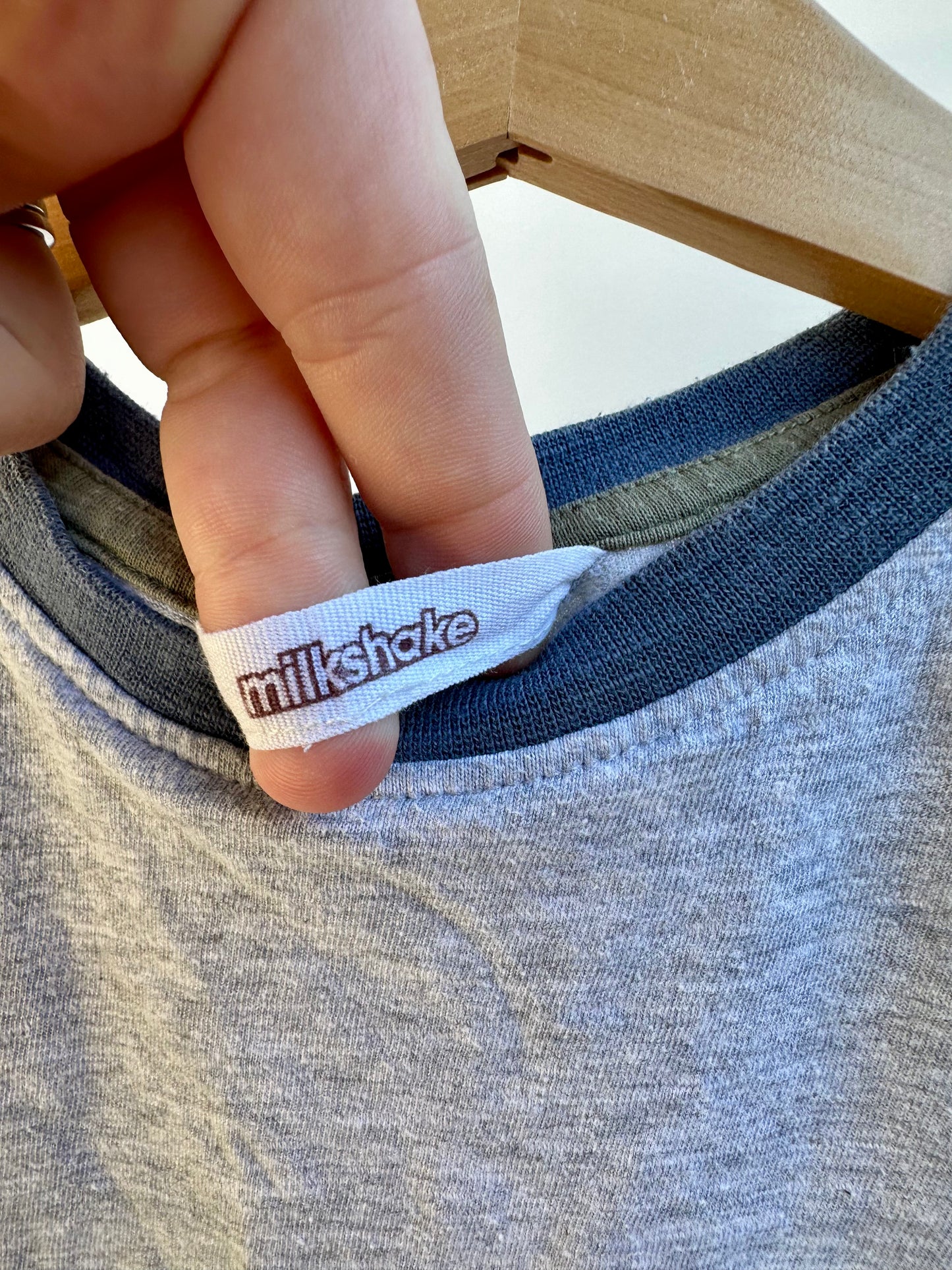 Long sleeve t-shirt - size ~4