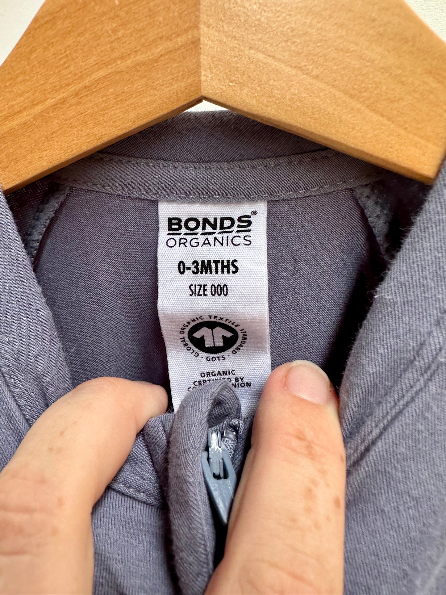 Bonds Wondersuit - size 000