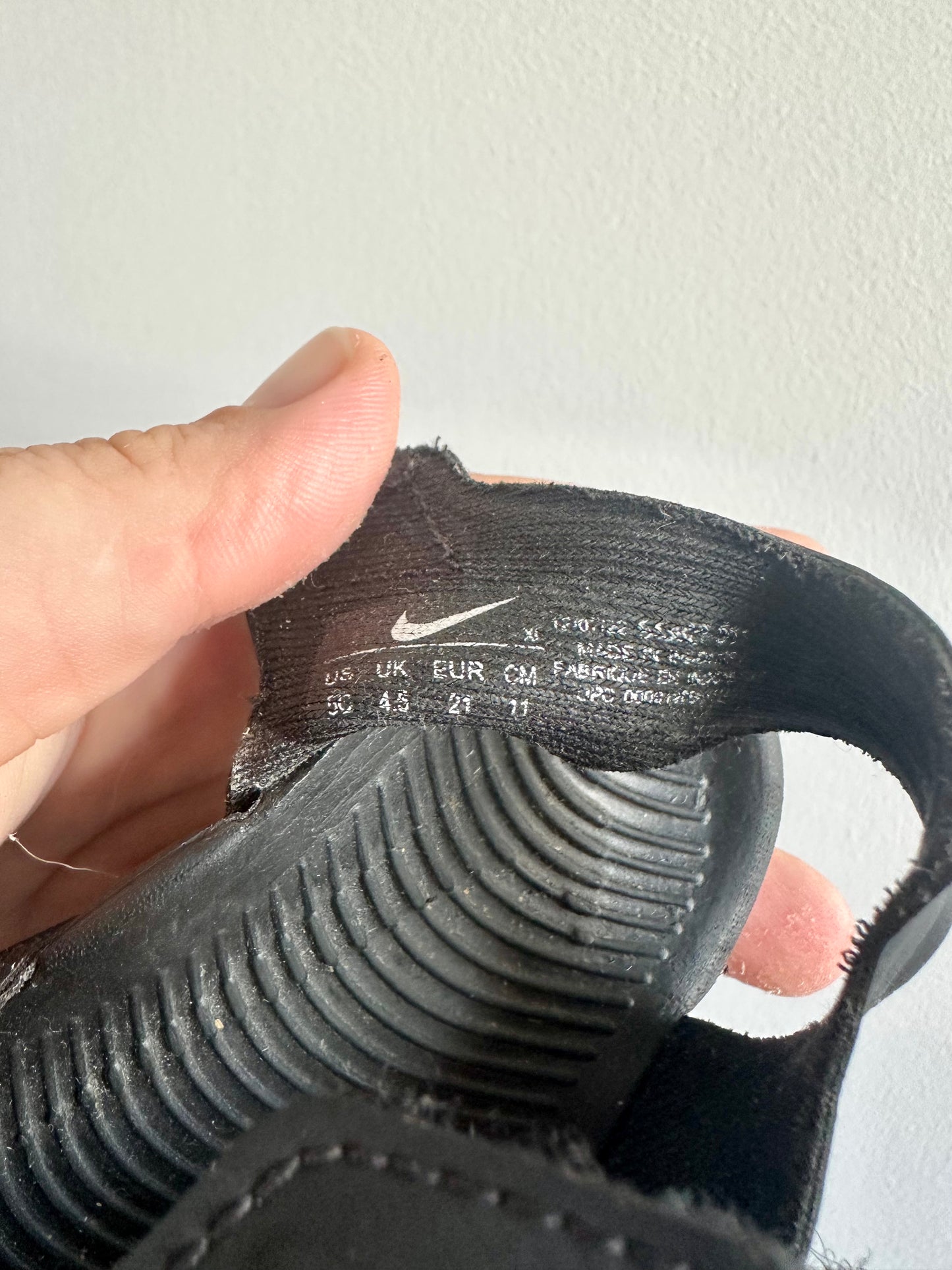 SHOES - Nike Sandals - size 5c