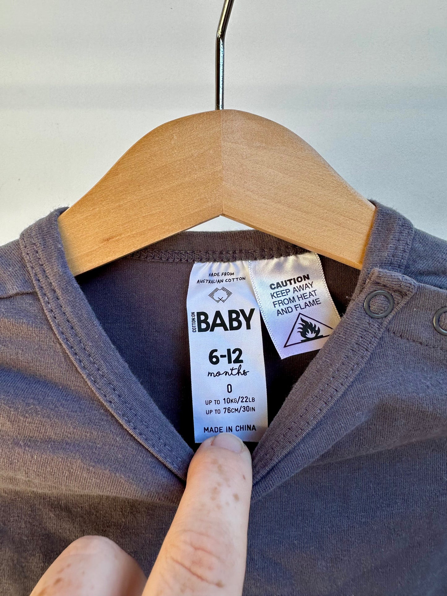 Cotton On Baby onesie - size 0