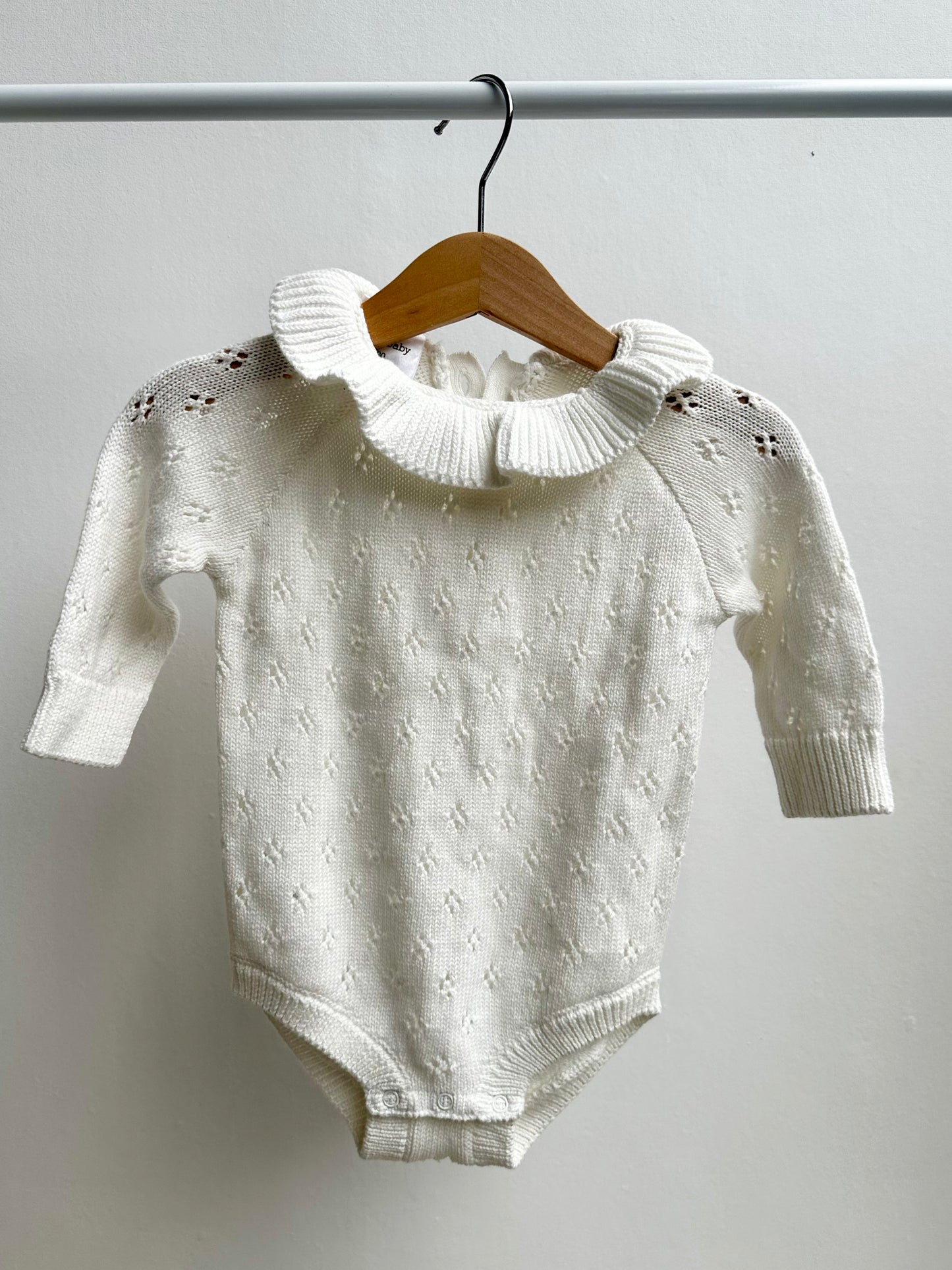 Baby baby knit romper - size 00