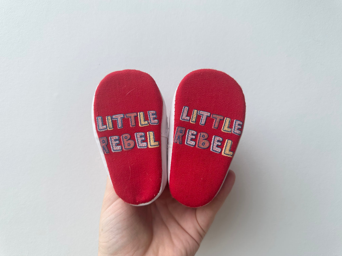 Little Rebel crib shoes - size ~2