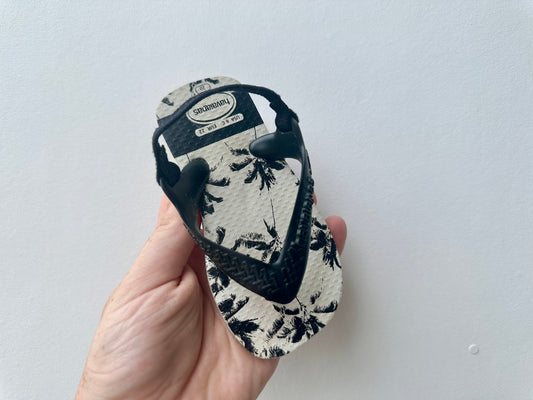 Havaianas - size 6