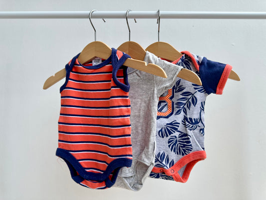 Onesie Bundle - size 0000