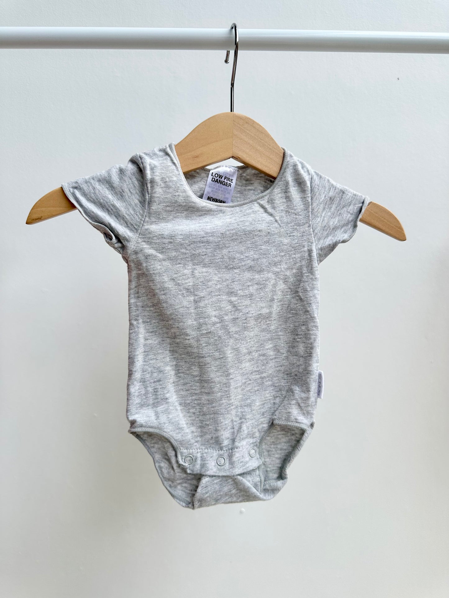 Onesie Bundle - size 0000