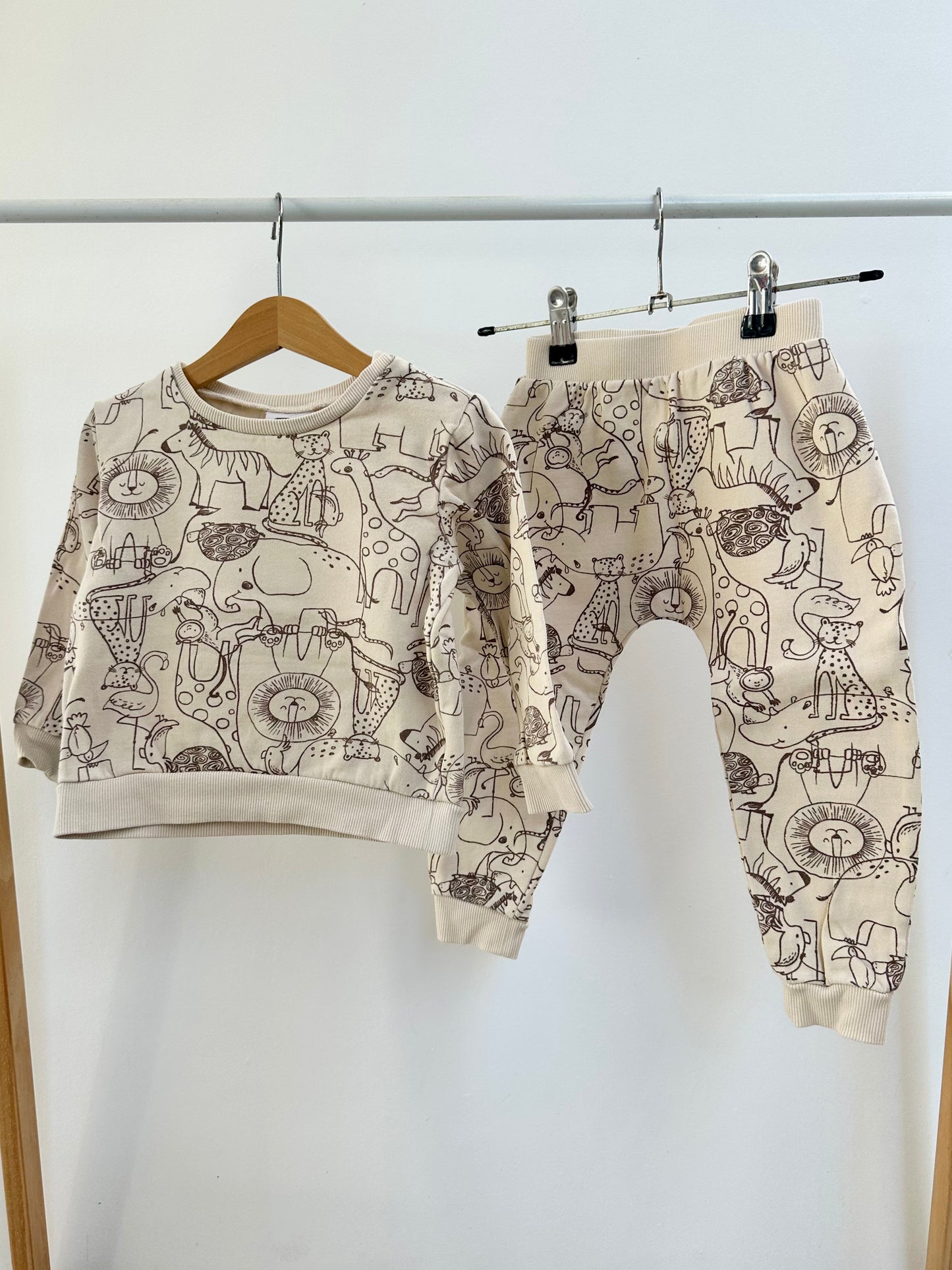 Lily and Dan tracksuit - size 2