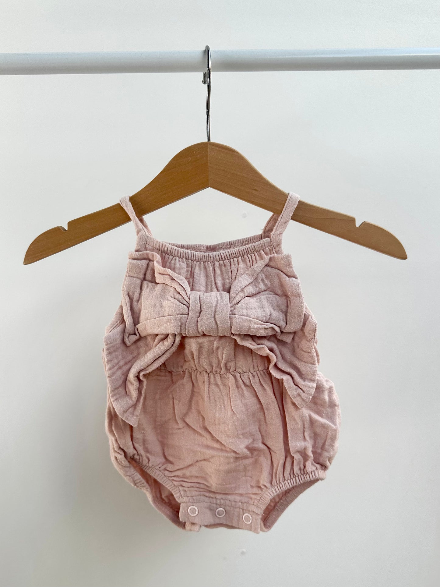 Baby berry romper - size 0000