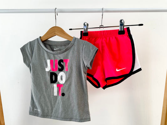 Nike set - size 24months