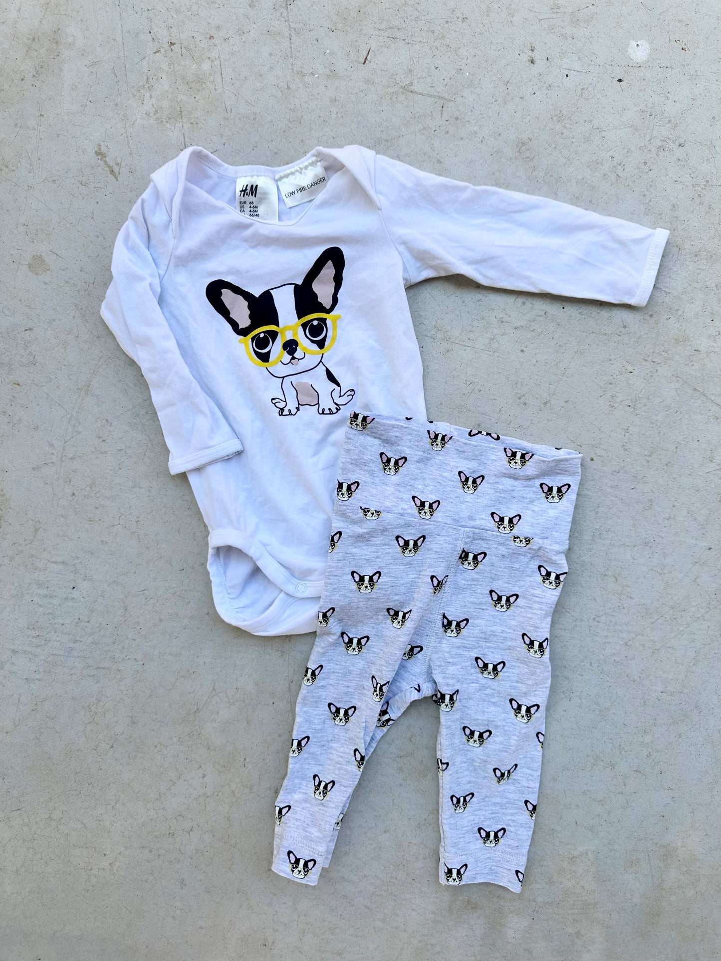 H&M dog set - size 00