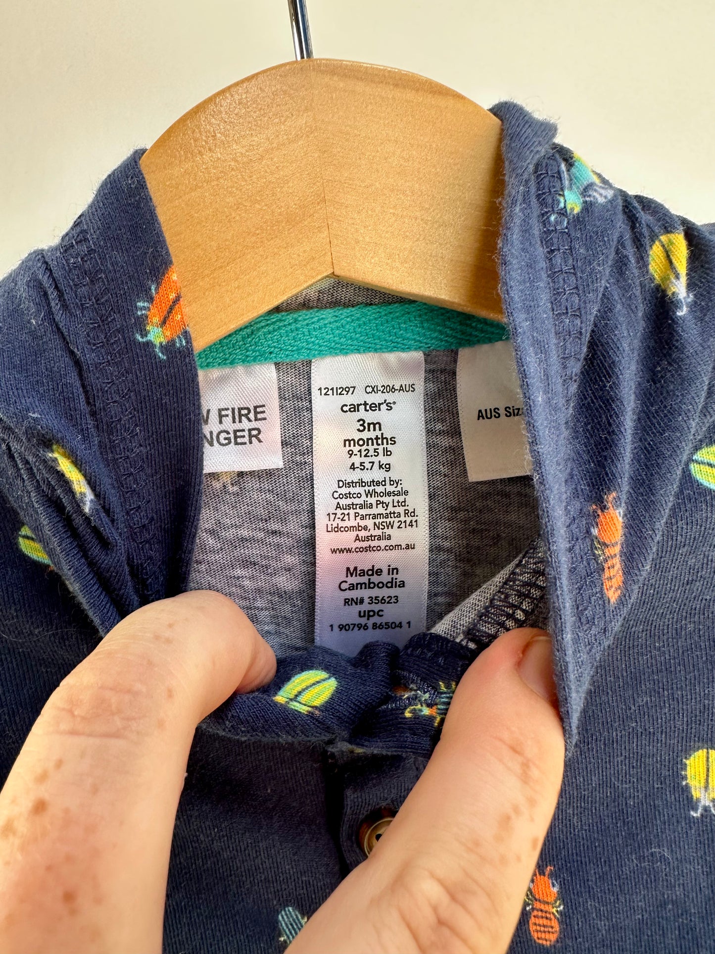 Carters romper - size 000