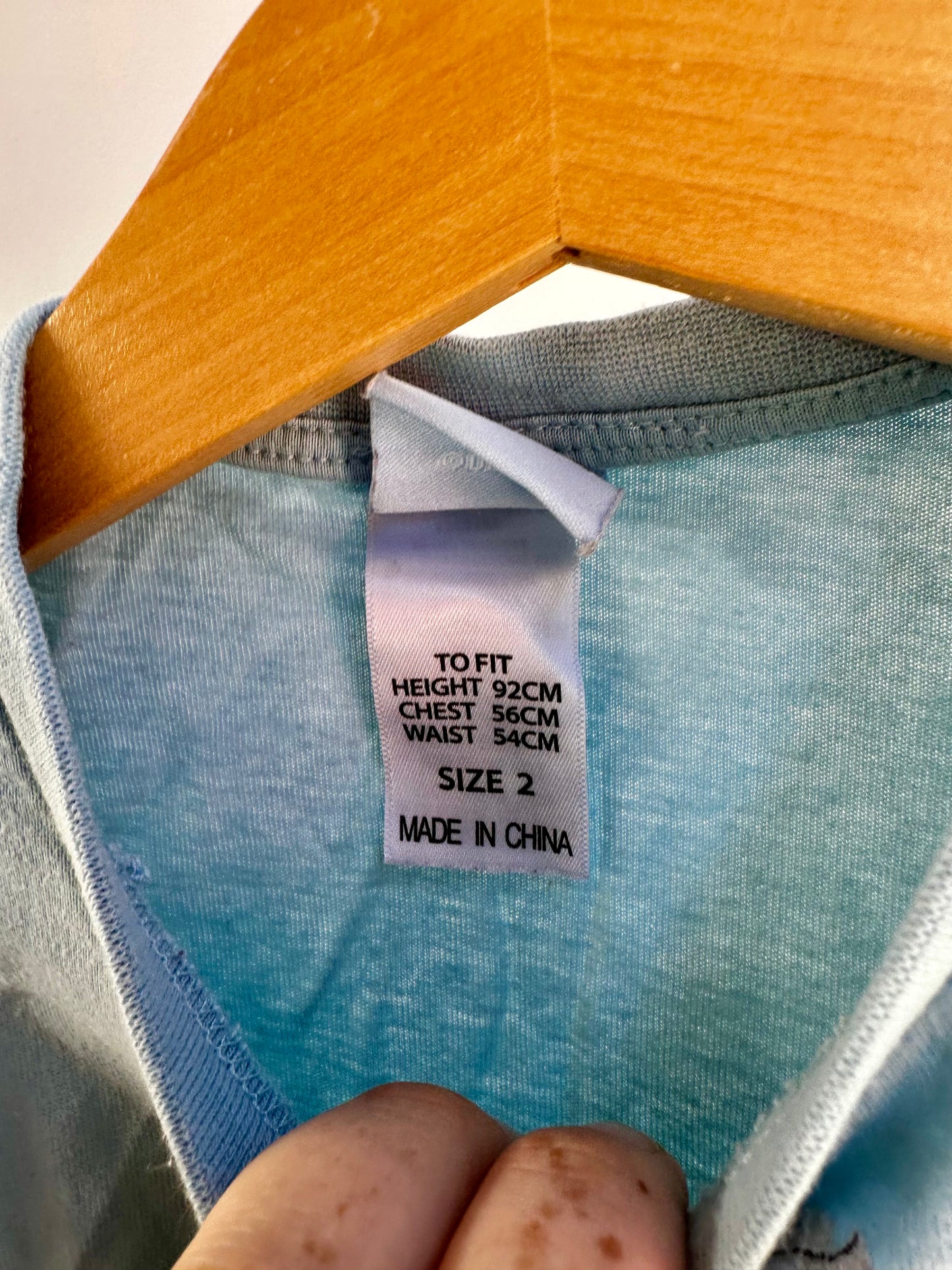 [FREE] short sleeve t-shirt - size 2