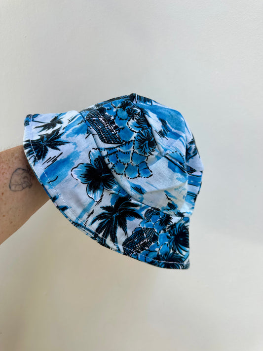 Handmade hat - size 0