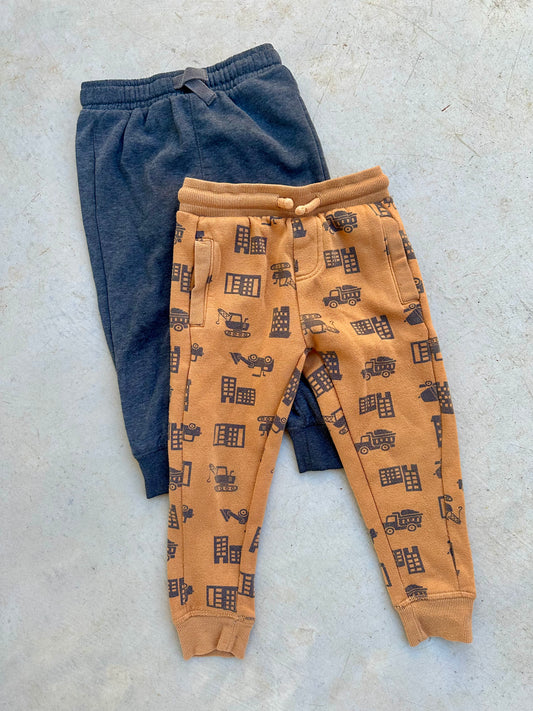 Trackies bundle - size 3