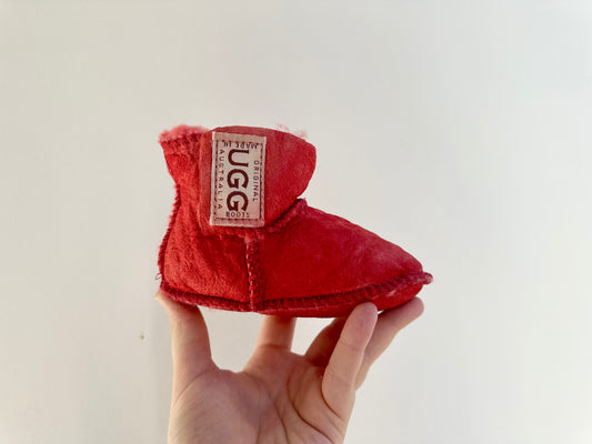 SHOES - UGGs - size ~5-6