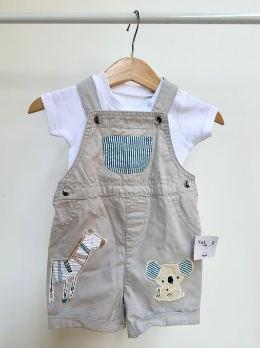 Nutmeg baby overalls set - size 000