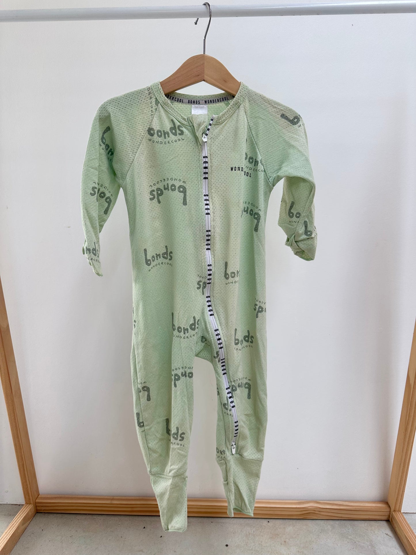 Bonds Wondersuit - size 1