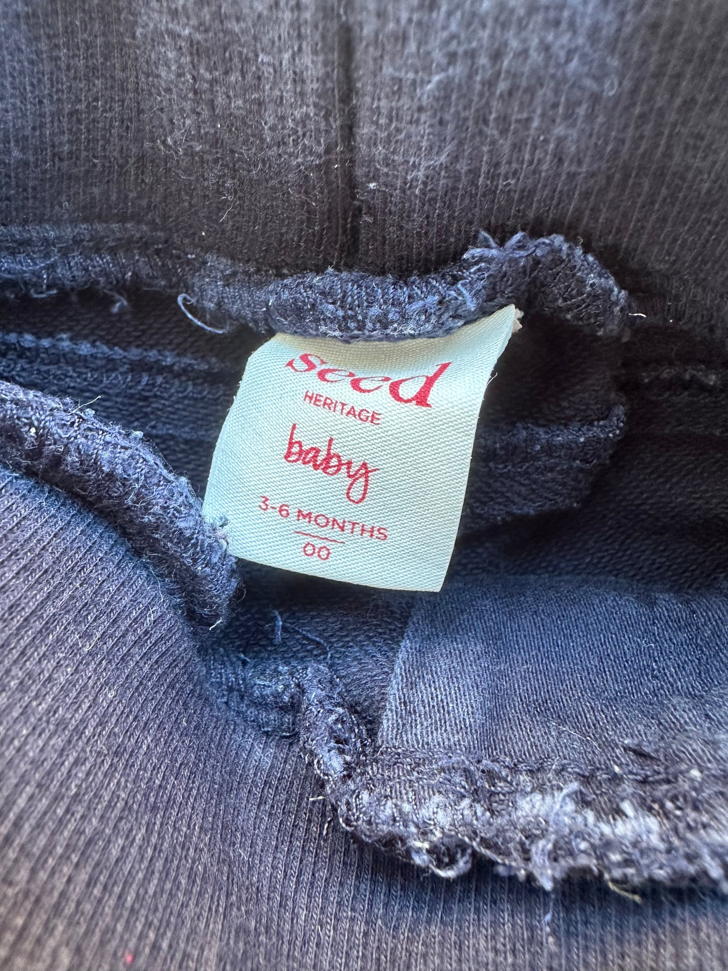 Seed chinos - size 00