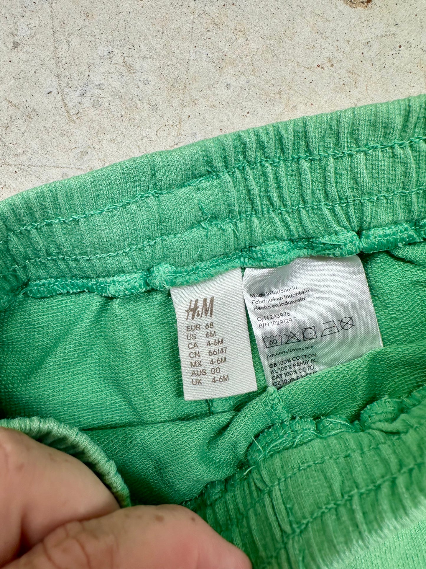 H&M shorts - size 00