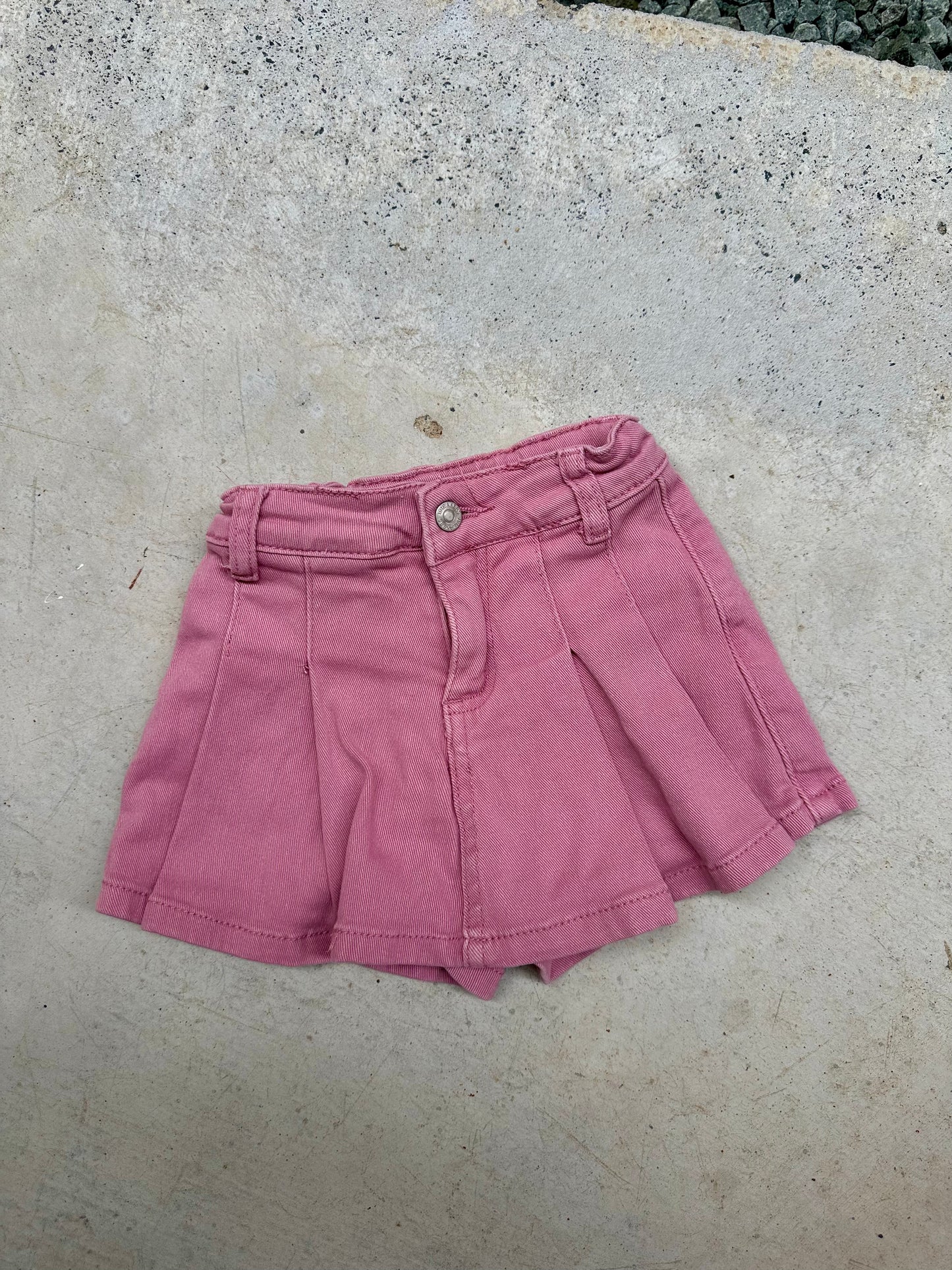 Breakers skort - size 3