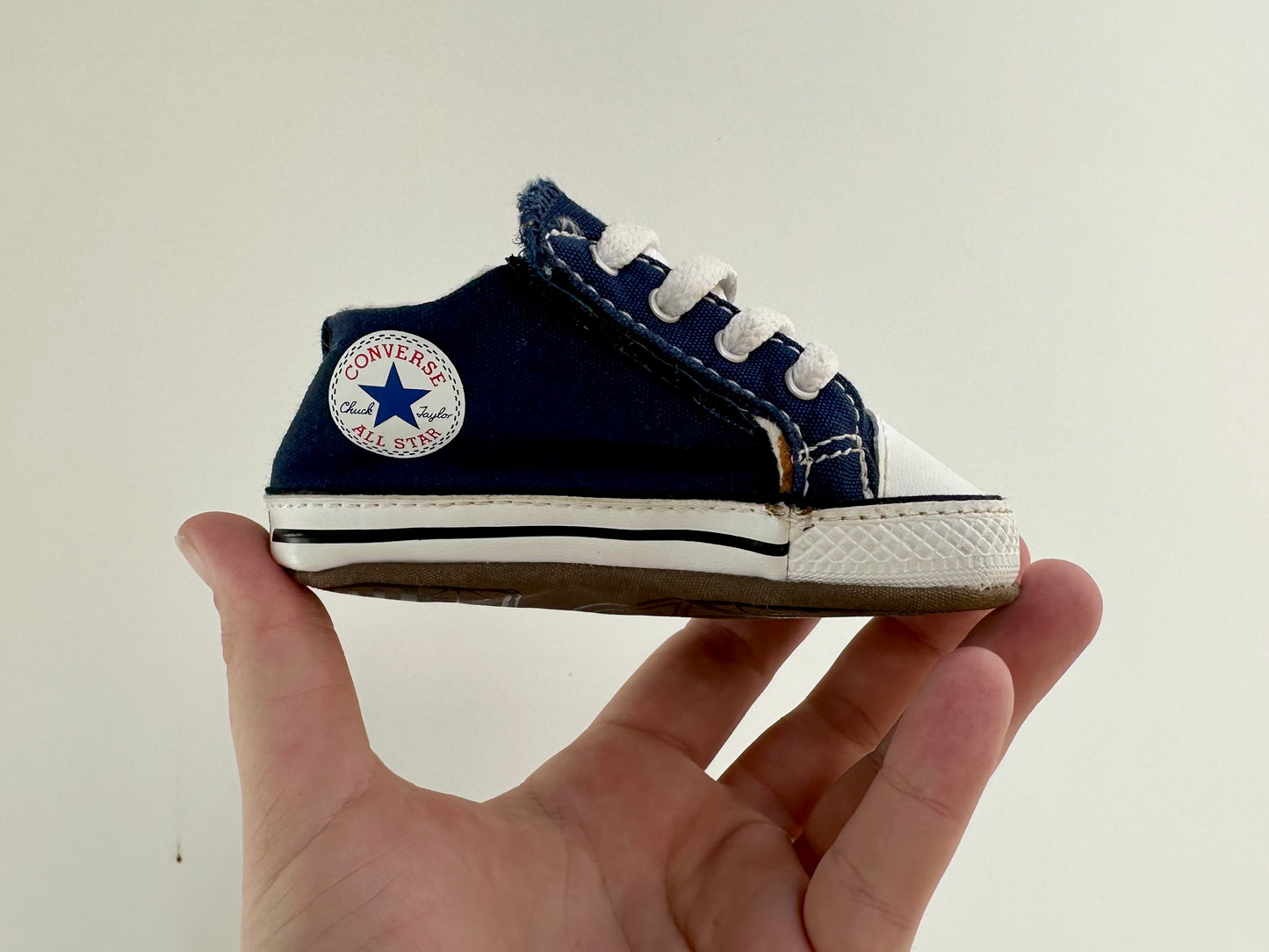 SHOES - Converse crib shoes