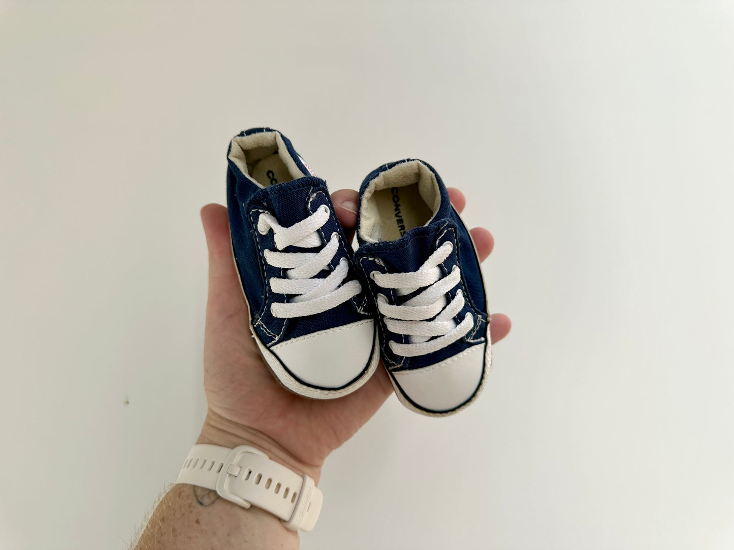 SHOES - Converse crib shoes