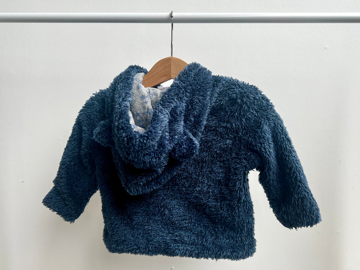 Higgledee fluffy jacket - size 0