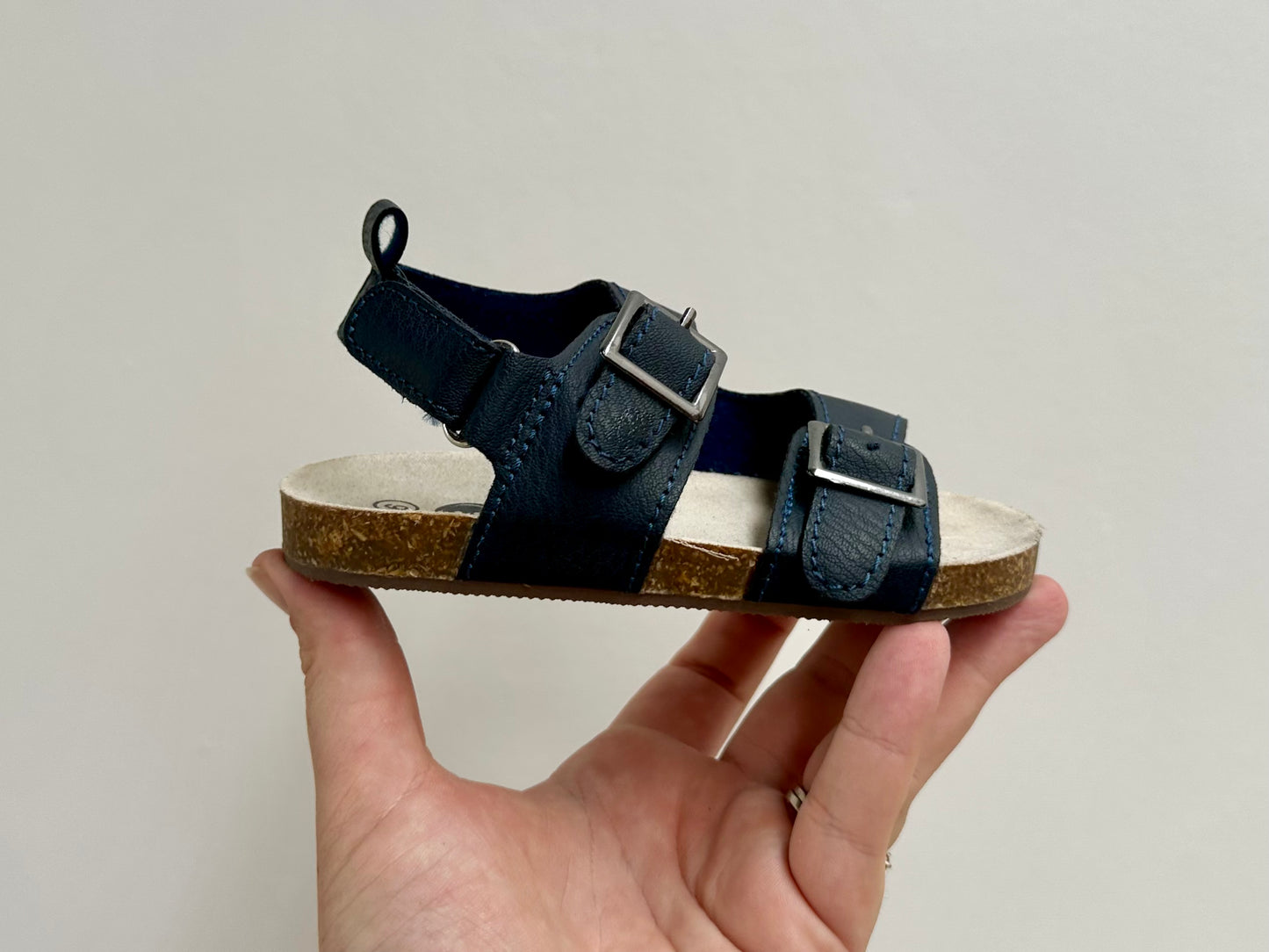 SHOES - Dymples sandals - size 6