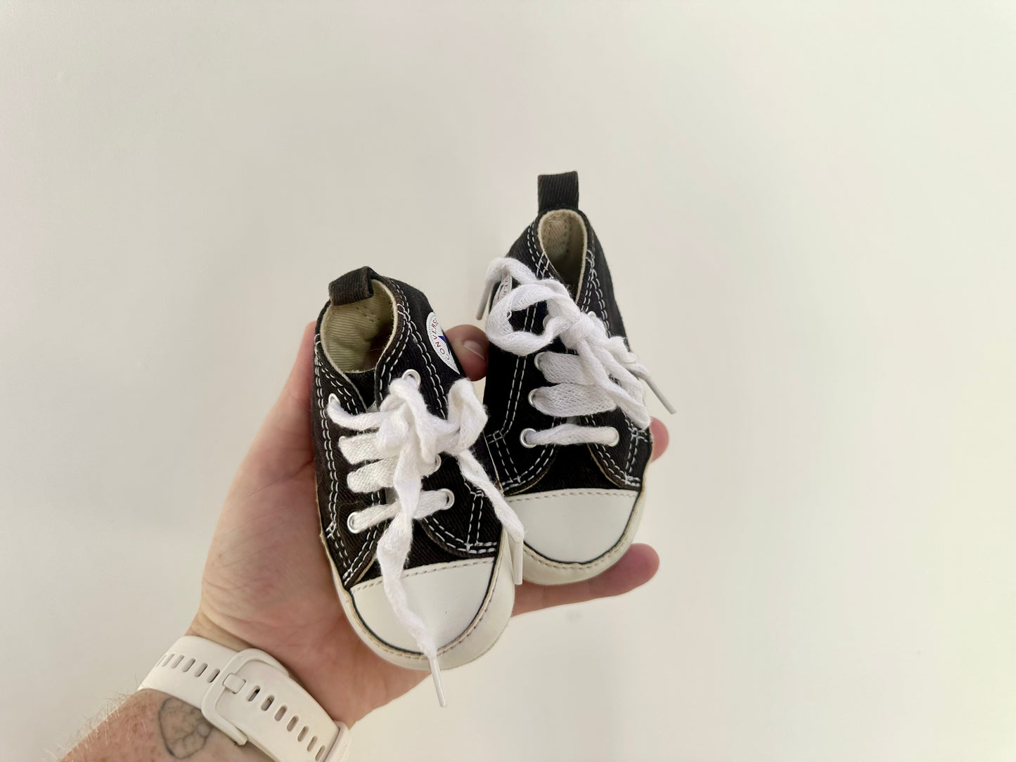 SHOES - Converse crib shoes - size 3
