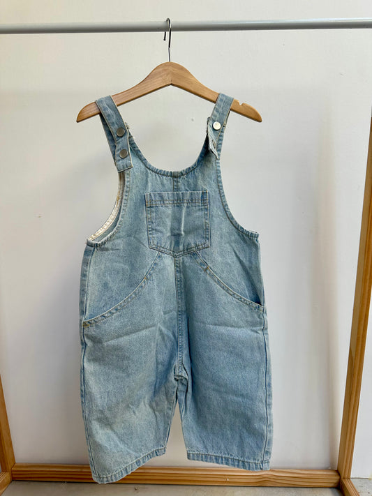 No brand overalls - size ~3
