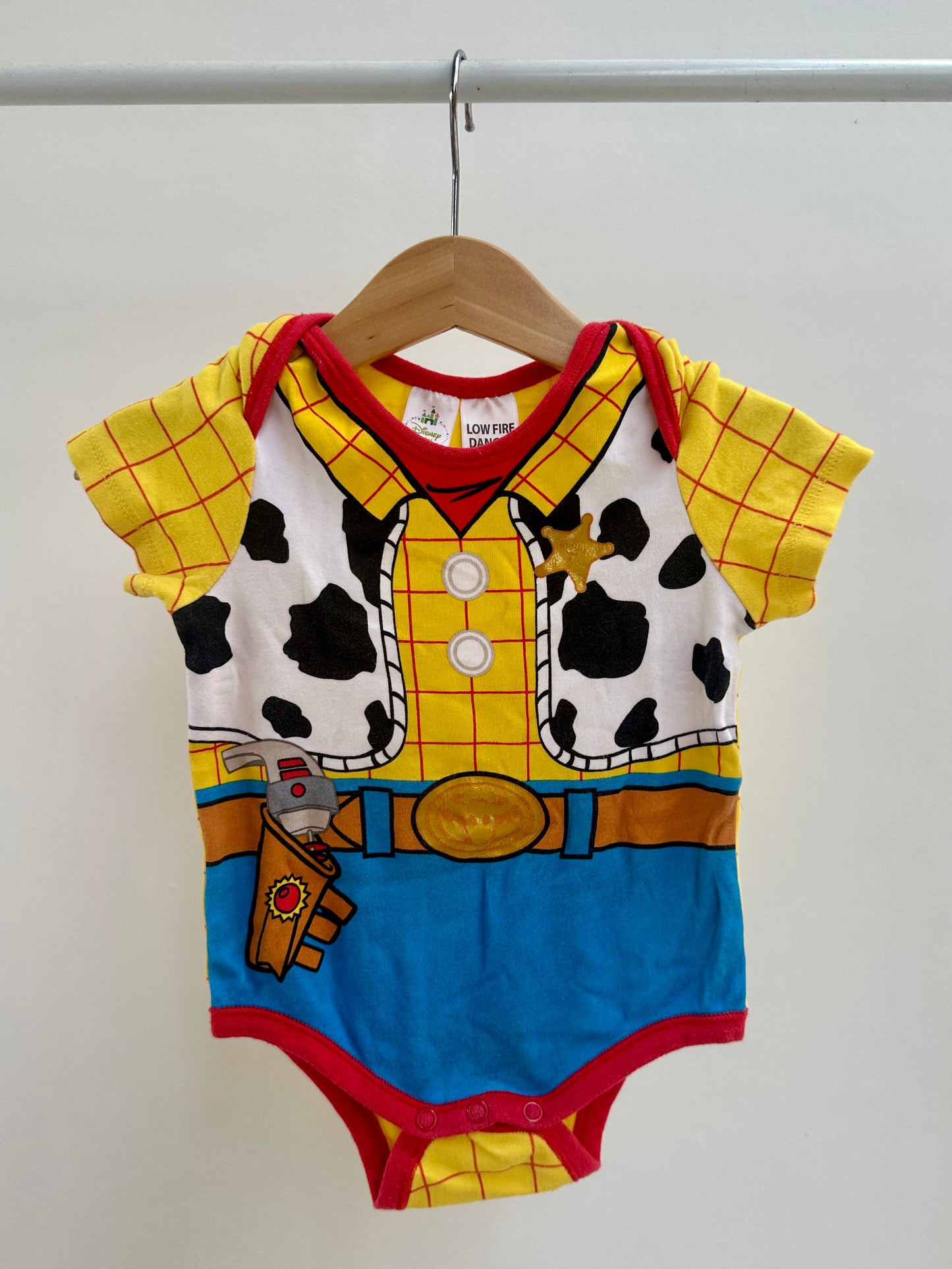 Disney Toy Story onesie - size 00