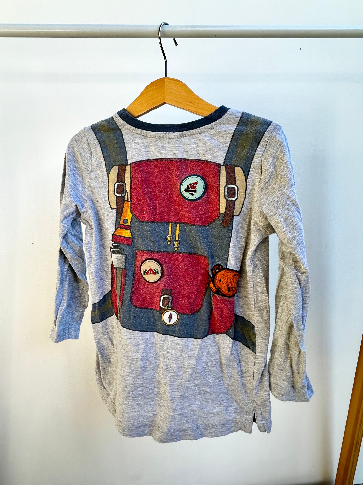Long sleeve t-shirt - size ~4