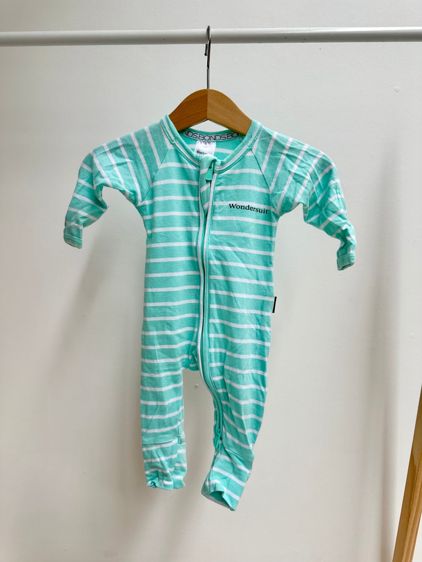 Bonds Wondersuit - size 0000