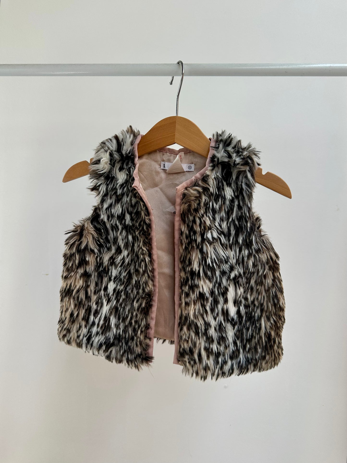 target vest - size 1