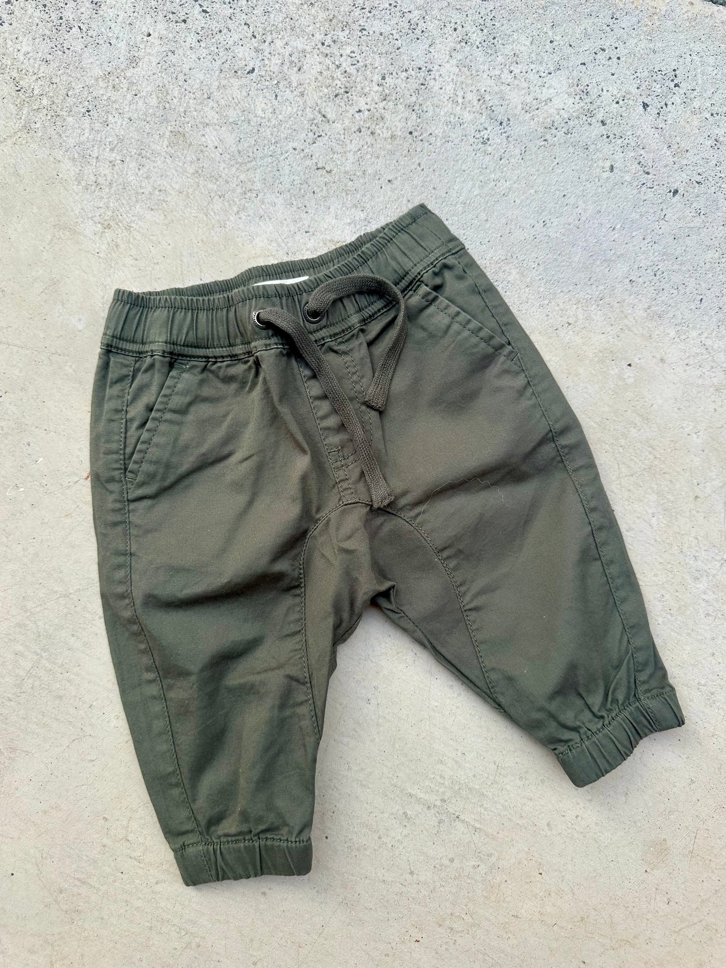 Country Road chinos - size 00