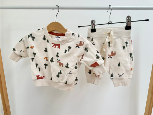 Baby Berry tracksuit - size 0000