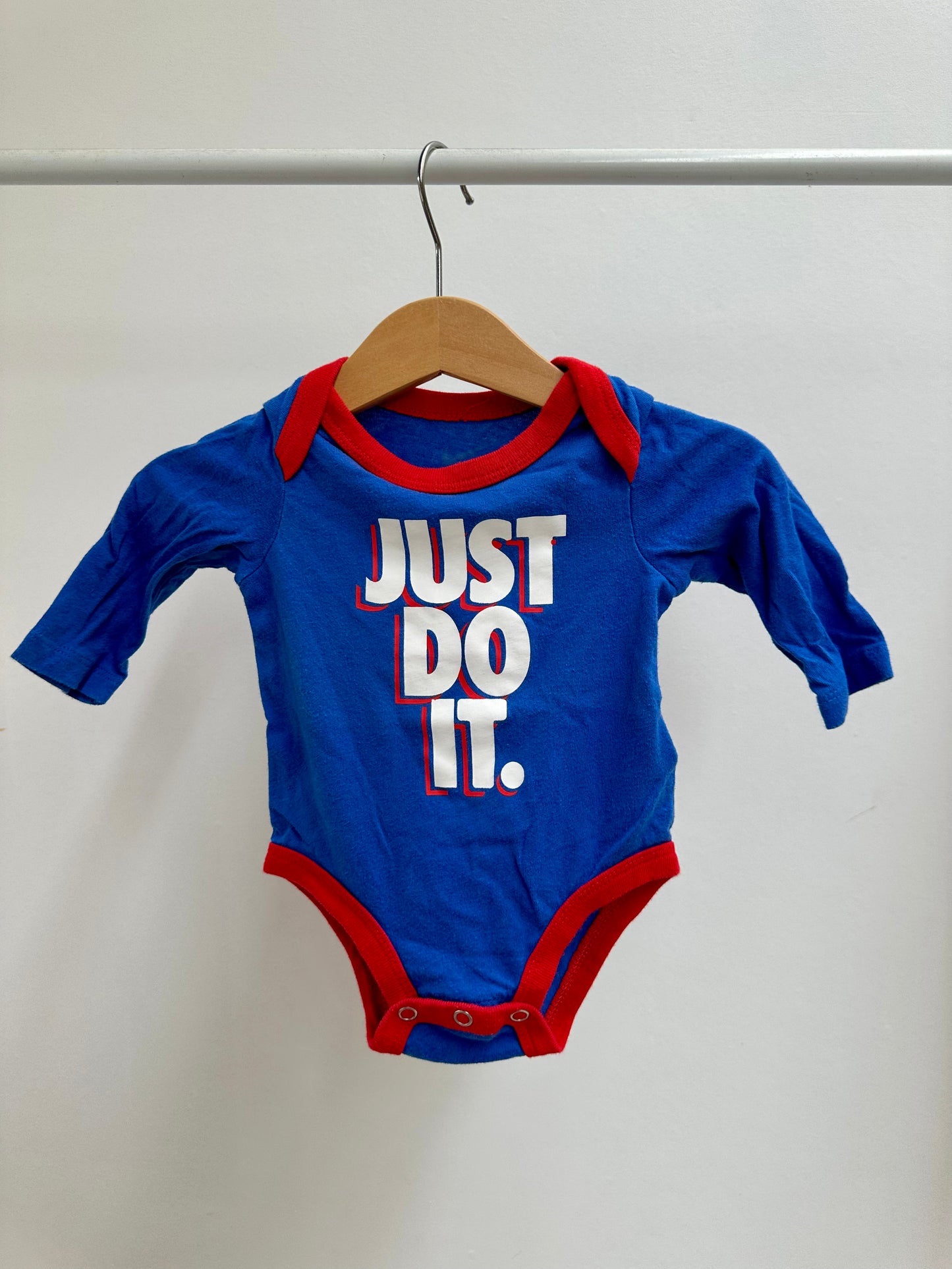 Nike bodysuit bundle - size 000