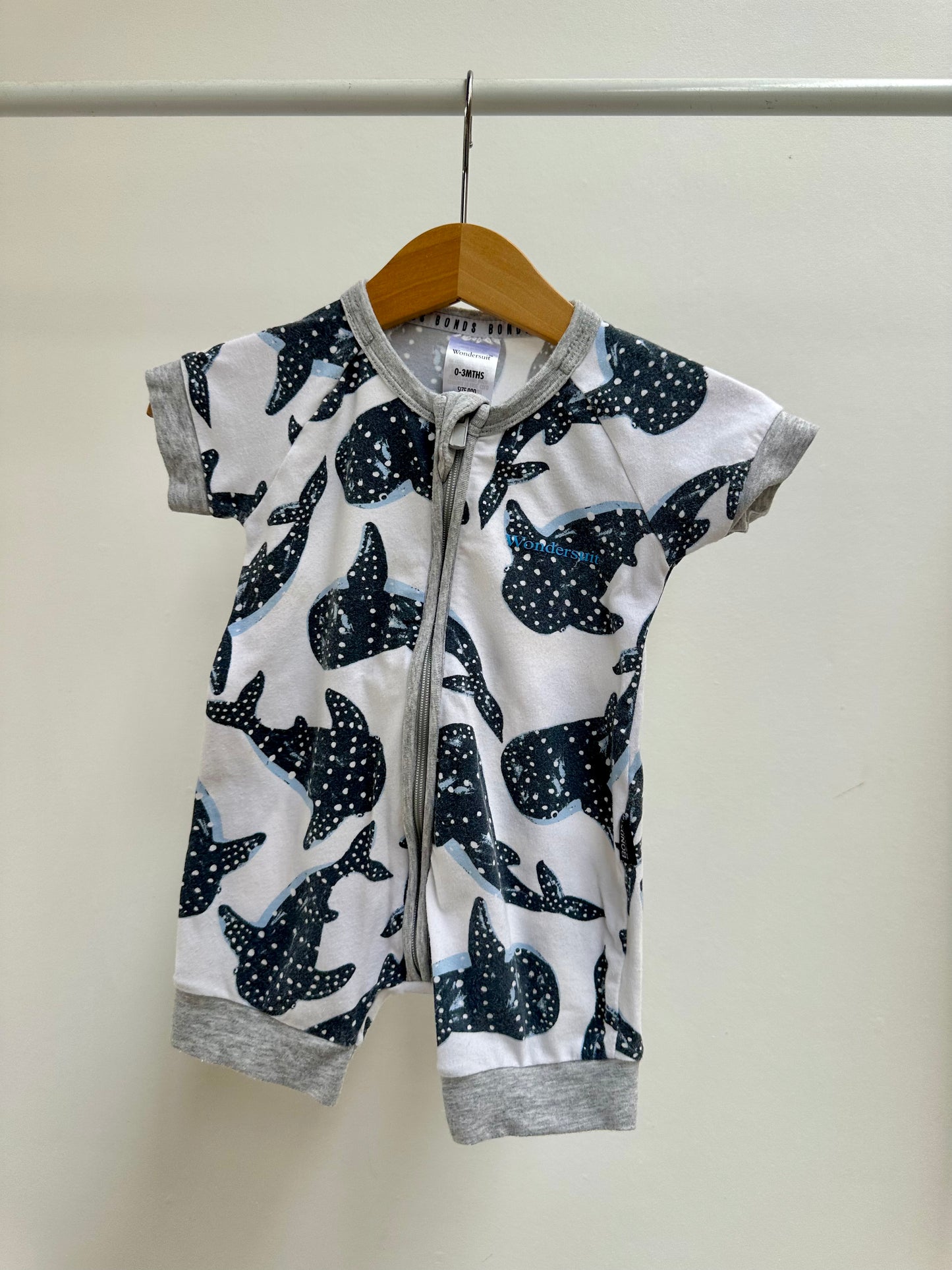 Bonds Wondersuit - size 000
