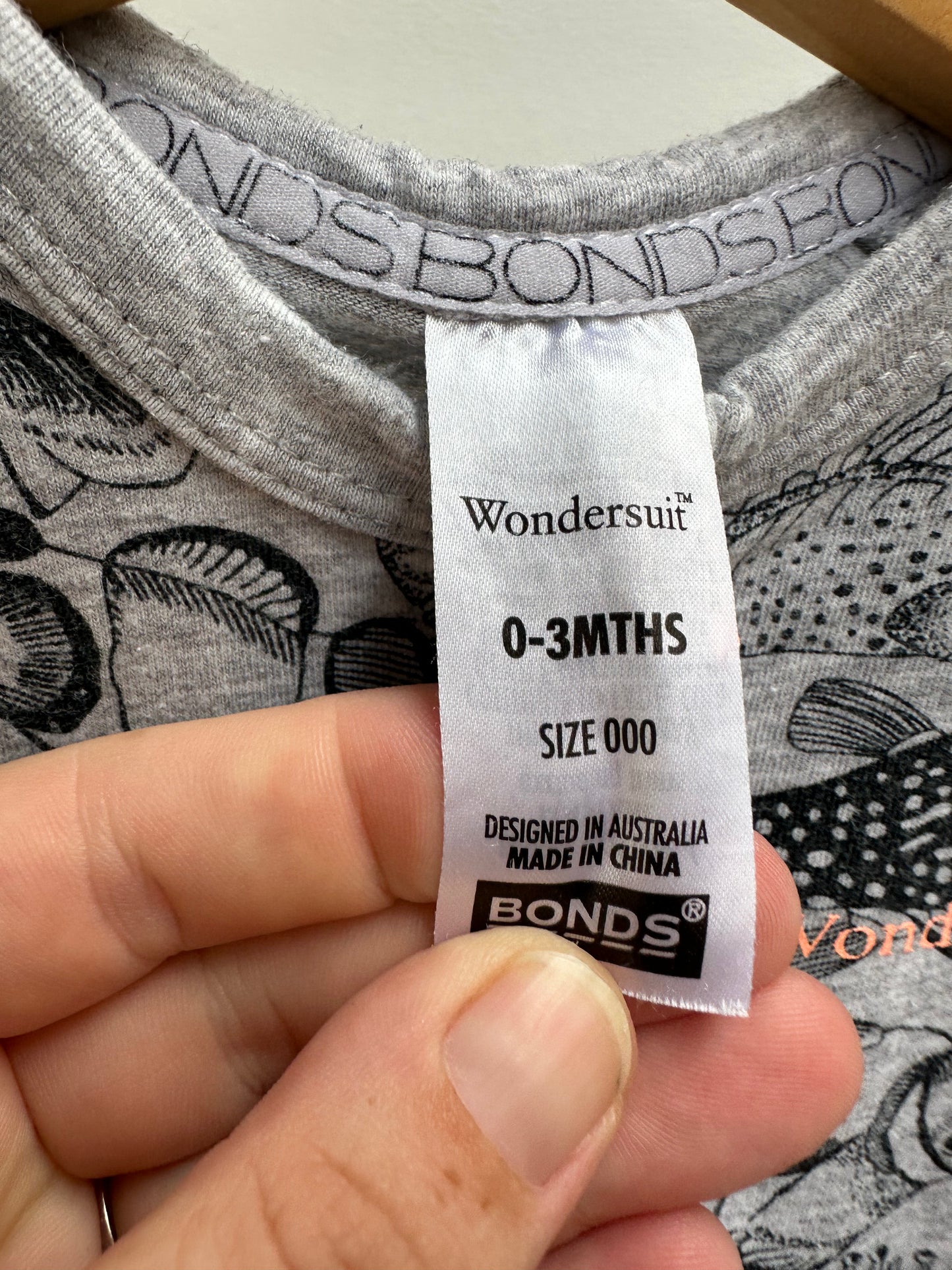 Bonds Wondersuit - size 000