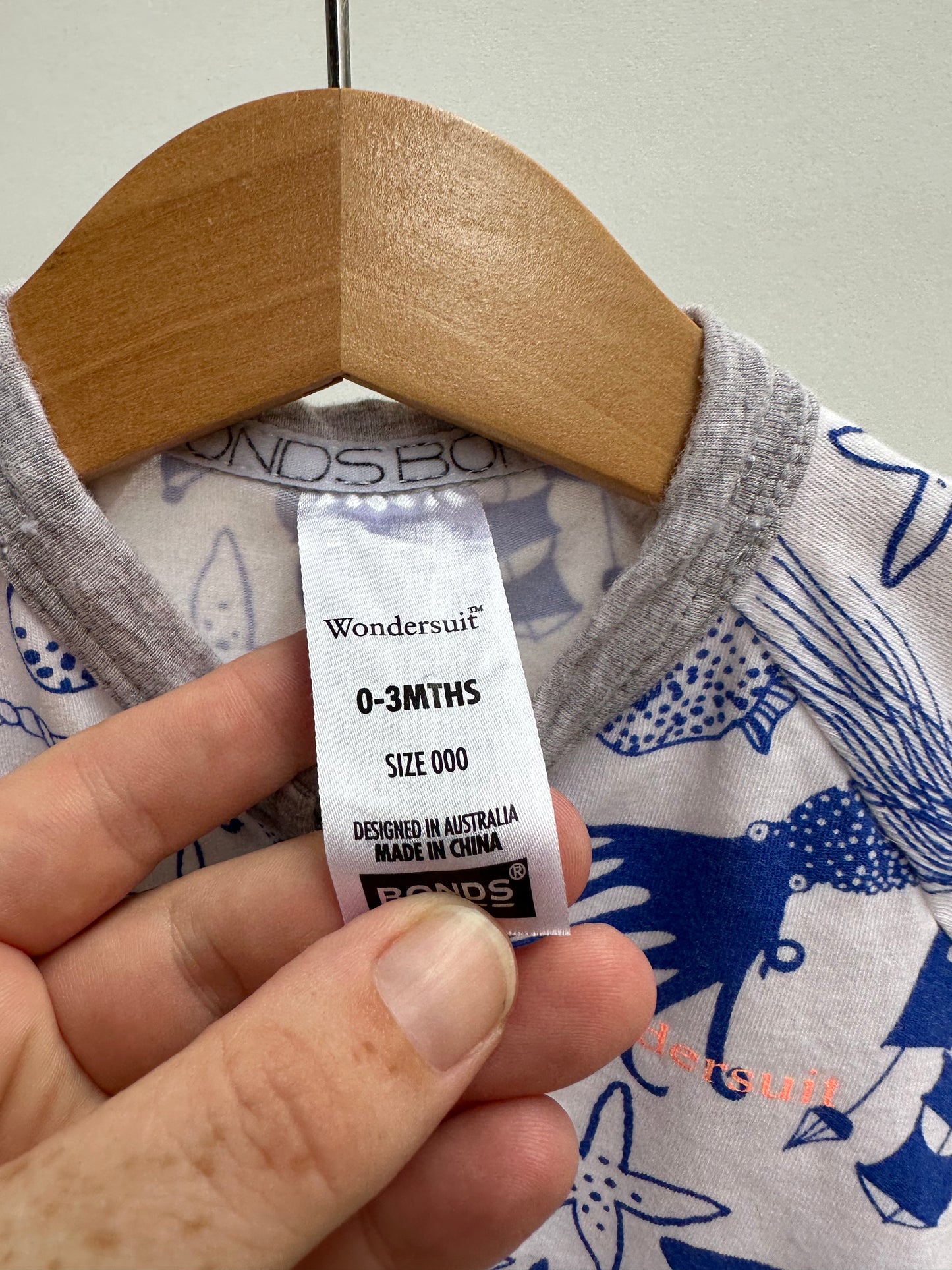 Bonds Wondersuit - size 000