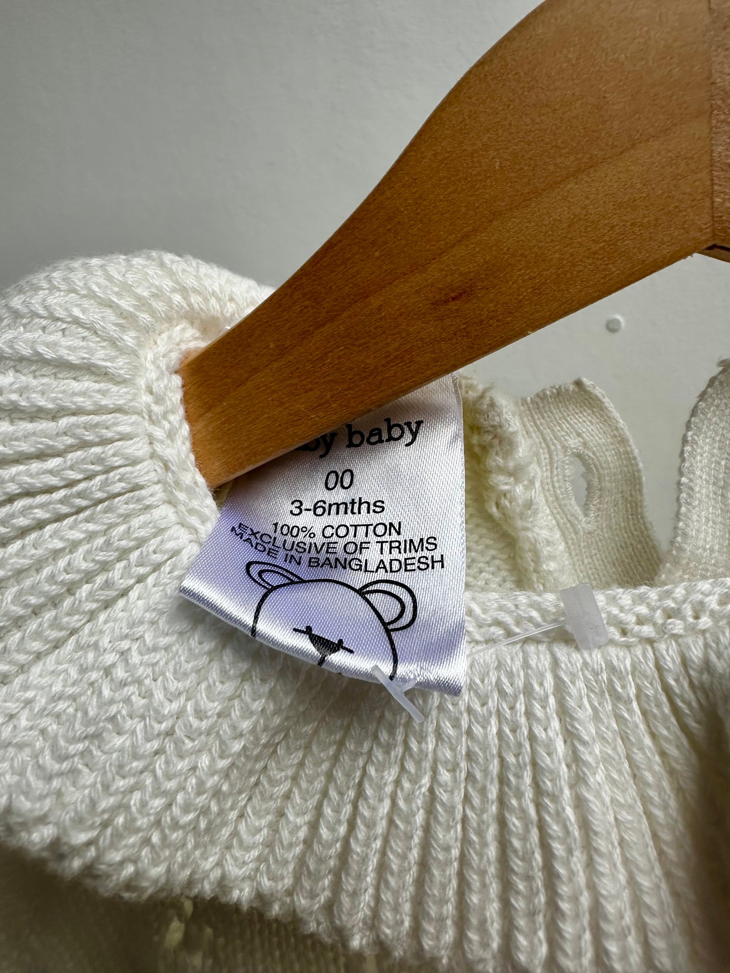 Baby baby knit romper - size 00
